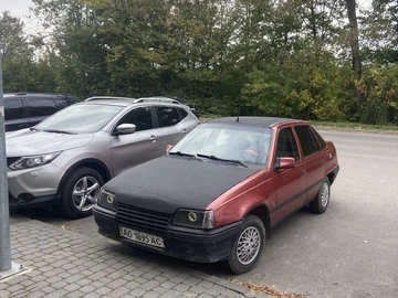 Авто Opel Kadett 1989 № 8112321