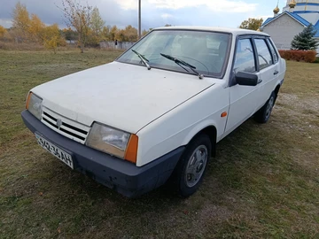 Авто ВАЗ 21099 1992 № 8112429