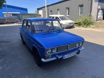 Авто ВАЗ 2103 1978 № 8112438