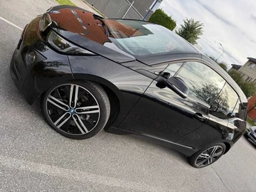 Авто BMW I3 2017 № 8112484