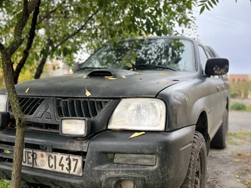 Авто Mitsubishi L 200 2004 № 8112604