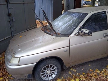 Авто ВАЗ 2110 2001 № 8112649