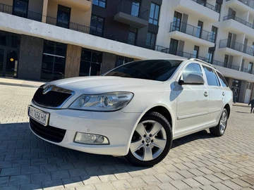 Авто Skoda Octavia 2011 № 8112652