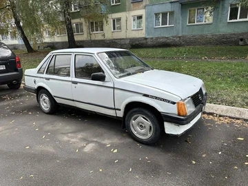 Авто Opel Corsa 1990 № 8112667