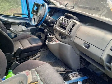 Авто Opel Vivaro 2002 № 8112785