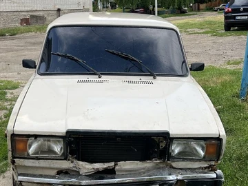 Авто ВАЗ 2107 1995 № 8112804