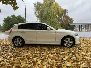 Авто BMW 1 Серия 2010 № 8113006