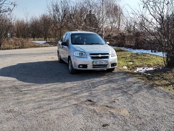 Авто Chevrolet Aveo 2004 № 8113060