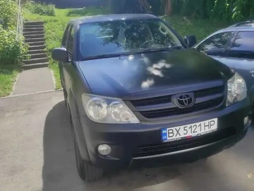 Авто Toyota Fortuner 2008 № 8113192