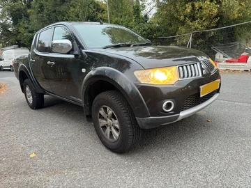 Авто Mitsubishi L 200 2010 № 8113229