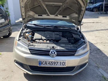 Авто Volkswagen Jetta 2012 № 8113415