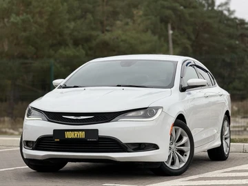 Авто Chrysler 200 2015 № 8113431