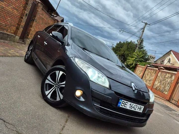 Авто Renault Megane 2011 № 8113804