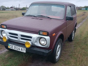 Авто ВАЗ 2121 1992 № 8113810