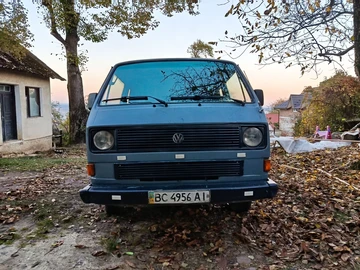 Авто Volkswagen Transporter 1988 № 8113815