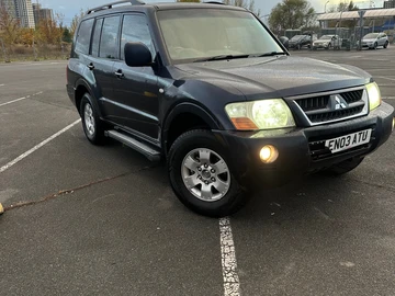 Авто Mitsubishi Shogun 2003 № 8113982