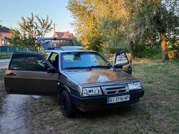 Авто ВАЗ 2108 1993 № 8114204