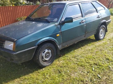 Авто ВАЗ 2109 2001 № 8114525