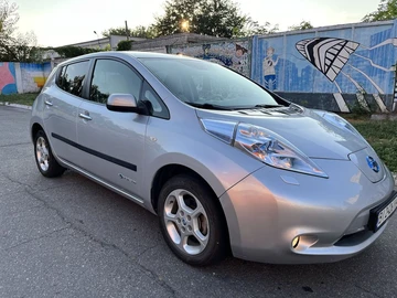 Авто Nissan Leaf 2012 № 8114560