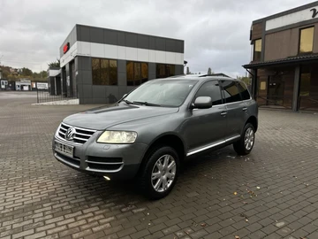 Авто Volkswagen Touareg 2005 № 8114716