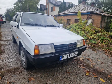 Авто ВАЗ 2108 1992 № 8115188