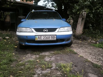 Авто Opel Vectra 1997 № 8115298