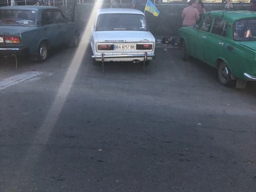 Авто ВАЗ 2103 1979 № 8115422
