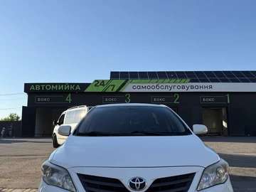 Авто Toyota Corolla 2011 № 8115441