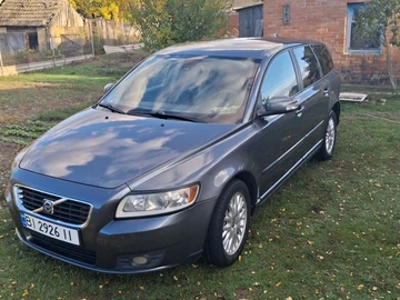 Авто Volvo V50 2009 № 8115601