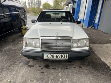 Авто Mercedes W124 1988 № 8115644