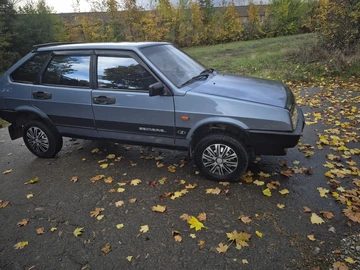 Авто ВАЗ 2109 1995 № 8115869