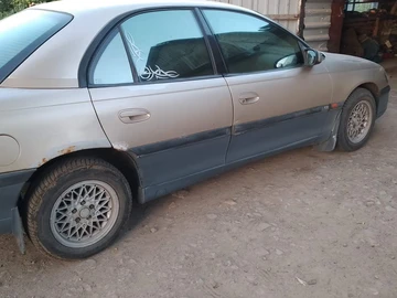 Авто Opel Omega 1996 № 8116036