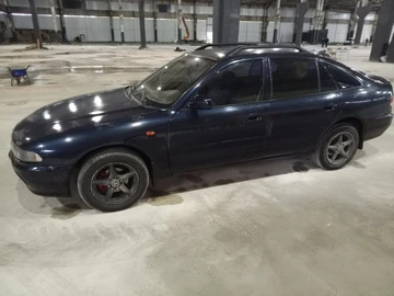 Авто Mitsubishi Galant 1993 № 8116208