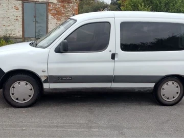 Авто Citroen Berlingo 2004 № 8116338
