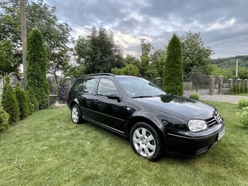 Авто Volkswagen Golf 2004 № 8116708