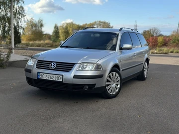 Авто Volkswagen Passat Variant 2001 № 8116741