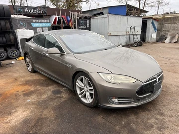 Авто Tesla Model S 2016 № 8116833