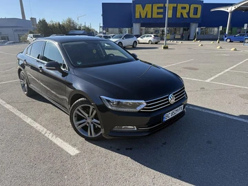 Авто Volkswagen Passat Sedan 2018 № 8116982