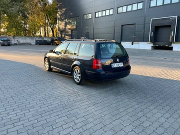 Авто Volkswagen Golf 2003 № 8117110