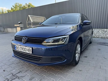 Авто Volkswagen Jetta 2013 № 8117160