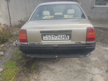 Авто Opel Omega 1988 № 8117273