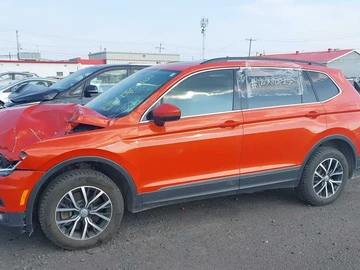 Авто Volkswagen Tiguan 2020 № 8117299