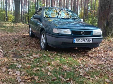Авто Opel Vectra 1995 № 8117485