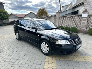 Авто Volkswagen Passat Sedan 2004 № 8117524