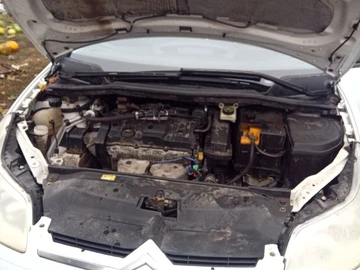 Авто Citroen C4 2007 № 8117528