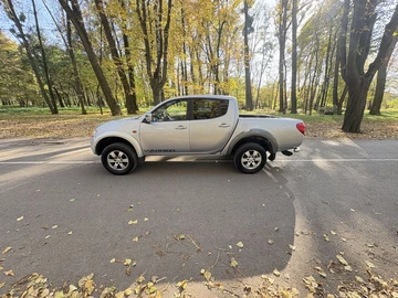 Авто Mitsubishi L 200 2007 № 8117624