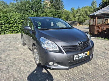 Авто Toyota Verso 2010 № 8117638
