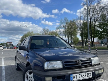 Авто Volkswagen Vento 1992 № 8117661