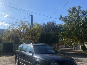 Авто Volkswagen Passat Hatchback 2000 № 8117662