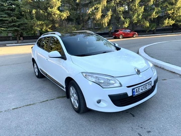 Авто Renault Megane 2013 № 8117775